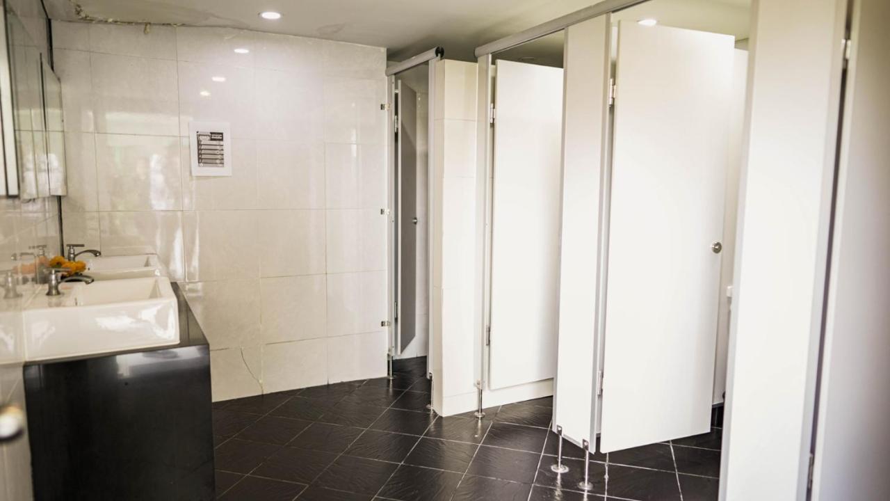 Roomquest Bangkok Don Mueang Airport Exterior foto