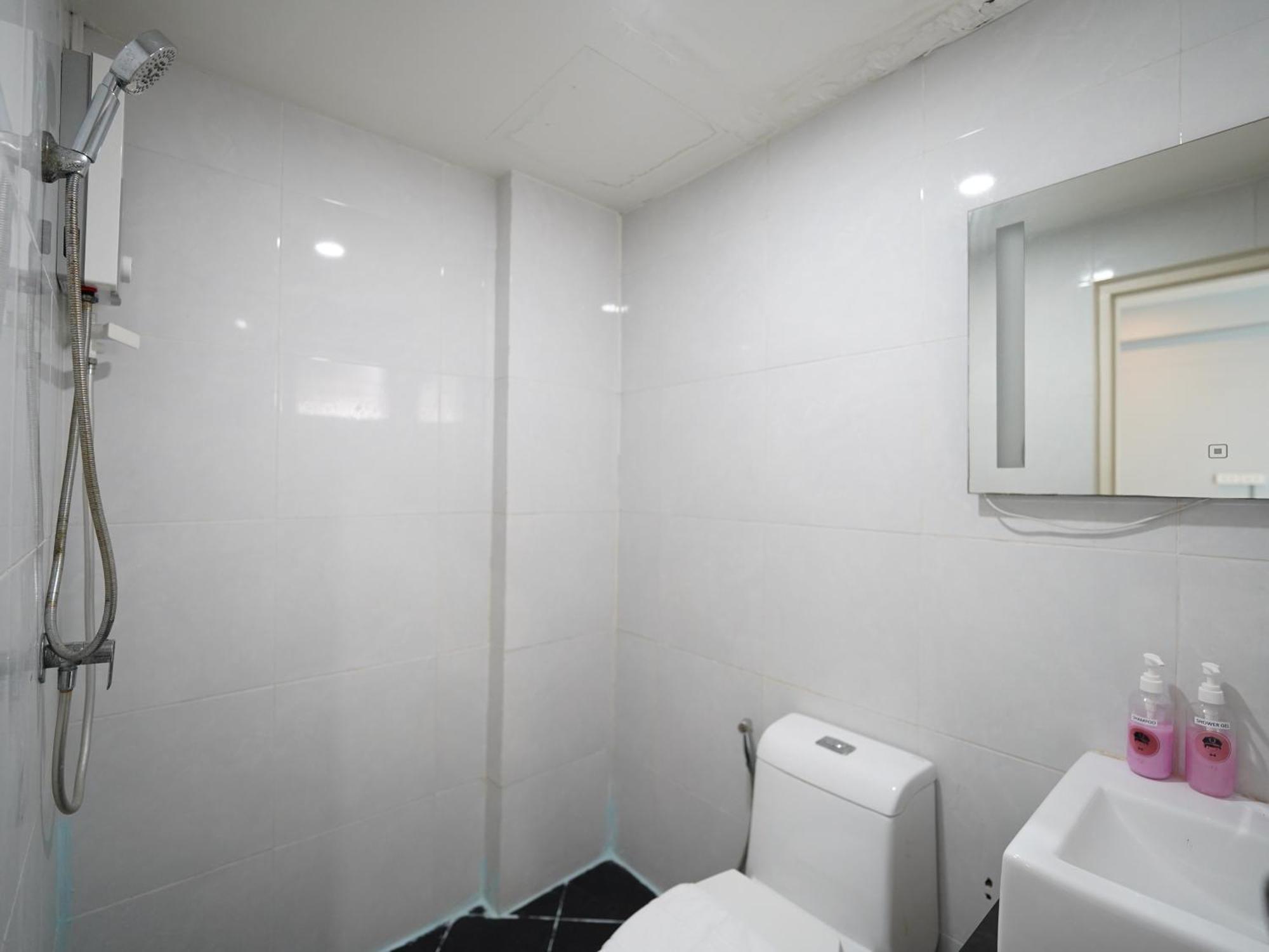 Roomquest Bangkok Don Mueang Airport Zimmer foto